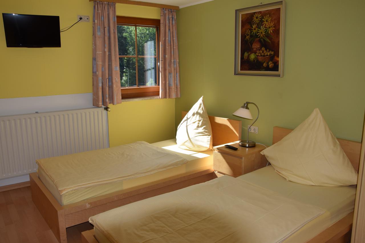 Camping De L'Our Appartements วีองเดน ภายนอก รูปภาพ